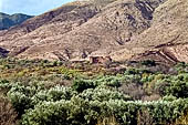 Marocco meridionale - La strada per il passo del Tizi n'Test (2092 m), in viaggio verso Marrakech 